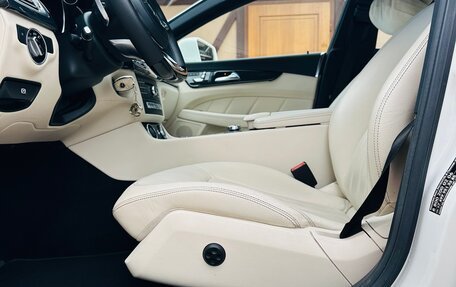Mercedes-Benz CLS, 2016 год, 3 300 000 рублей, 14 фотография