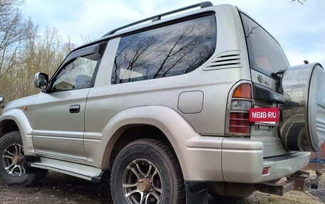 Toyota Land Cruiser Prado 90 рестайлинг, 1998 год, 1 100 000 рублей, 2 фотография