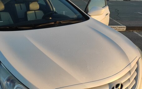 Hyundai Sonata VI, 2011 год, 1 240 000 рублей, 2 фотография