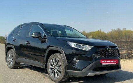 Toyota RAV4, 2022 год, 3 650 000 рублей, 11 фотография