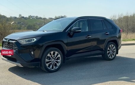 Toyota RAV4, 2022 год, 3 650 000 рублей, 19 фотография