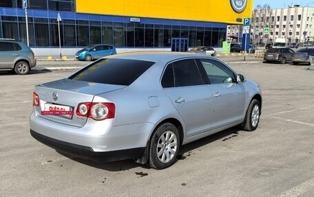 Volkswagen Jetta VI, 2006 год, 500 000 рублей, 4 фотография