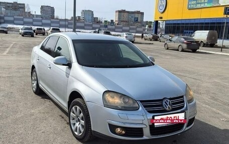 Volkswagen Jetta VI, 2006 год, 500 000 рублей, 8 фотография