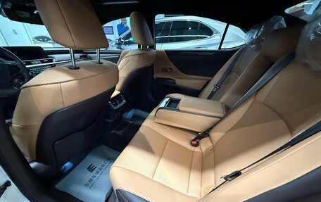 Lexus ES VII, 2021 год, 3 520 000 рублей, 14 фотография