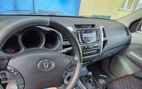 Toyota Hilux VII, 2011 год, 2 000 000 рублей, 11 фотография