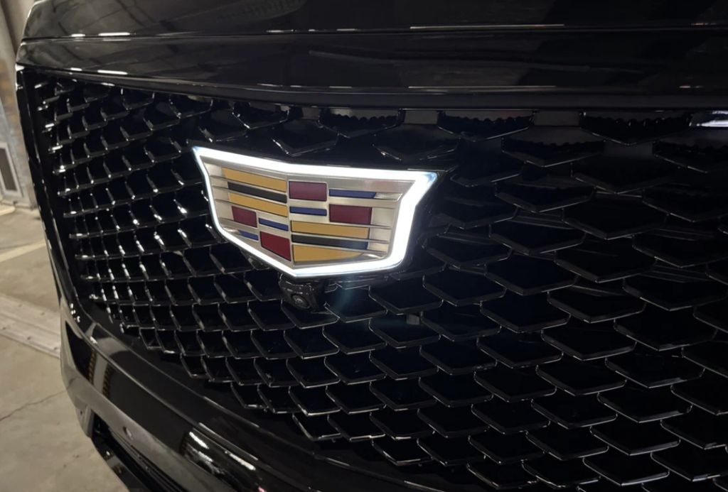 Cadillac Escalade V, 2025 год, 24 500 000 рублей, 10 фотография
