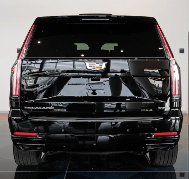 Cadillac Escalade V, 2025 год, 24 000 000 рублей, 6 фотография