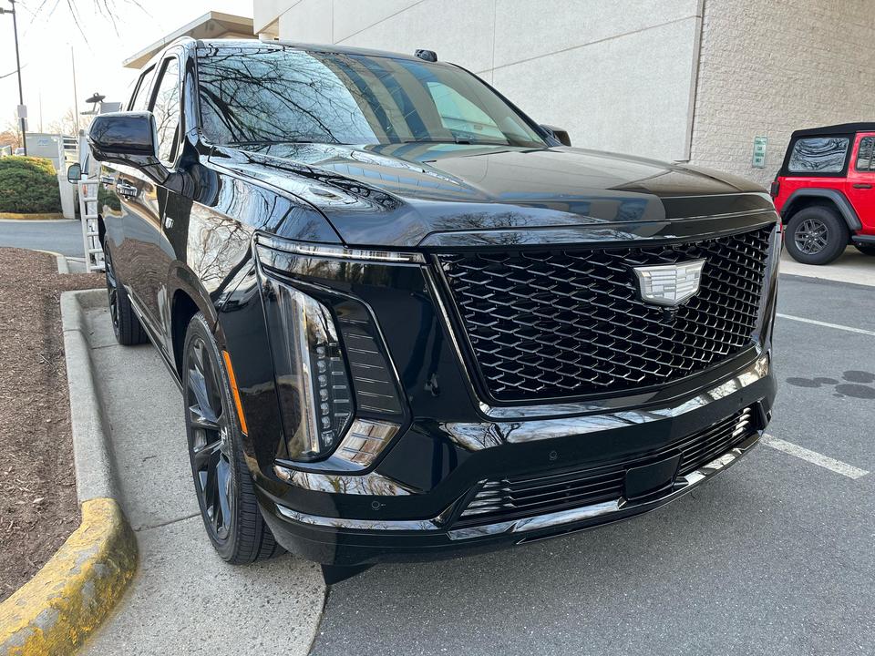 Cadillac Escalade V, 2025 год, 24 500 000 рублей, 1 фотография