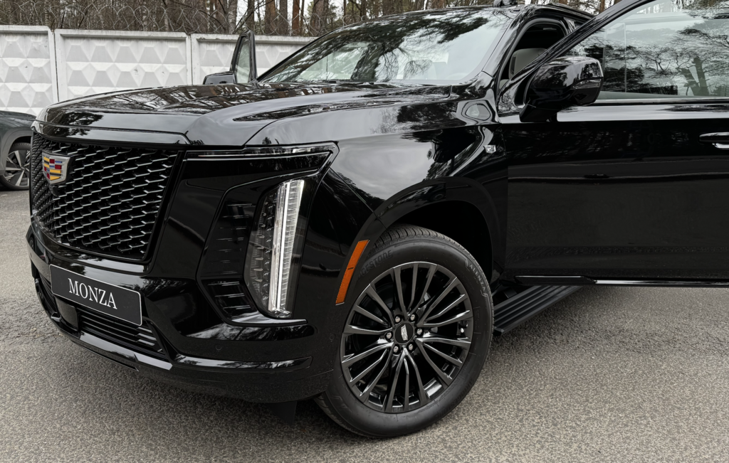 Cadillac Escalade V, 2025 год, 24 500 000 рублей, 8 фотография