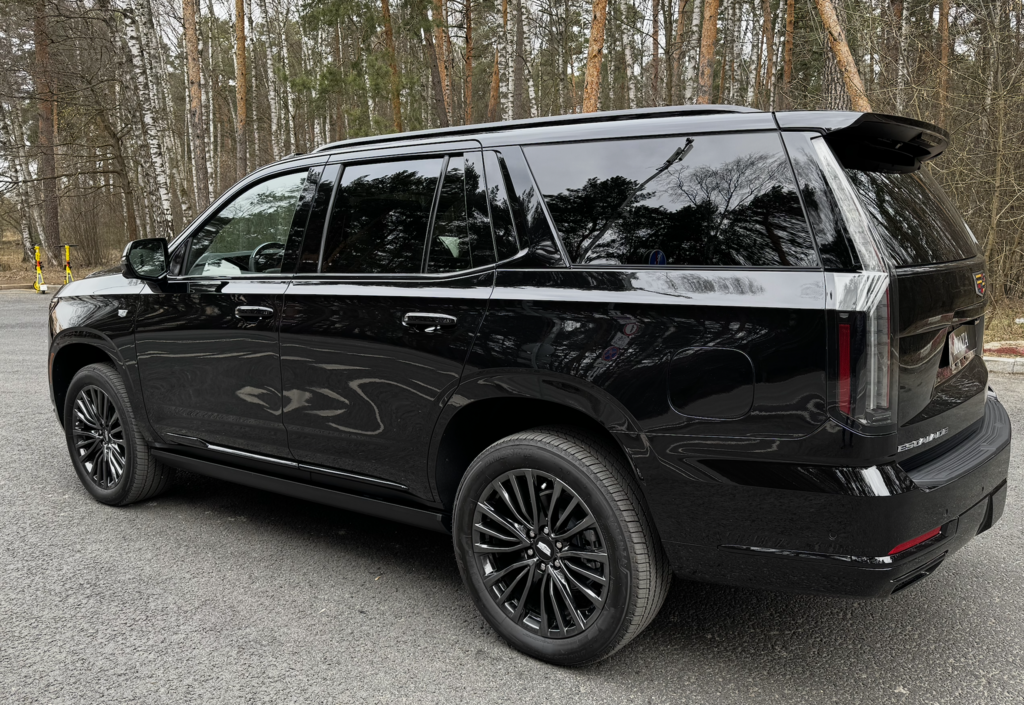 Cadillac Escalade V, 2025 год, 24 500 000 рублей, 3 фотография