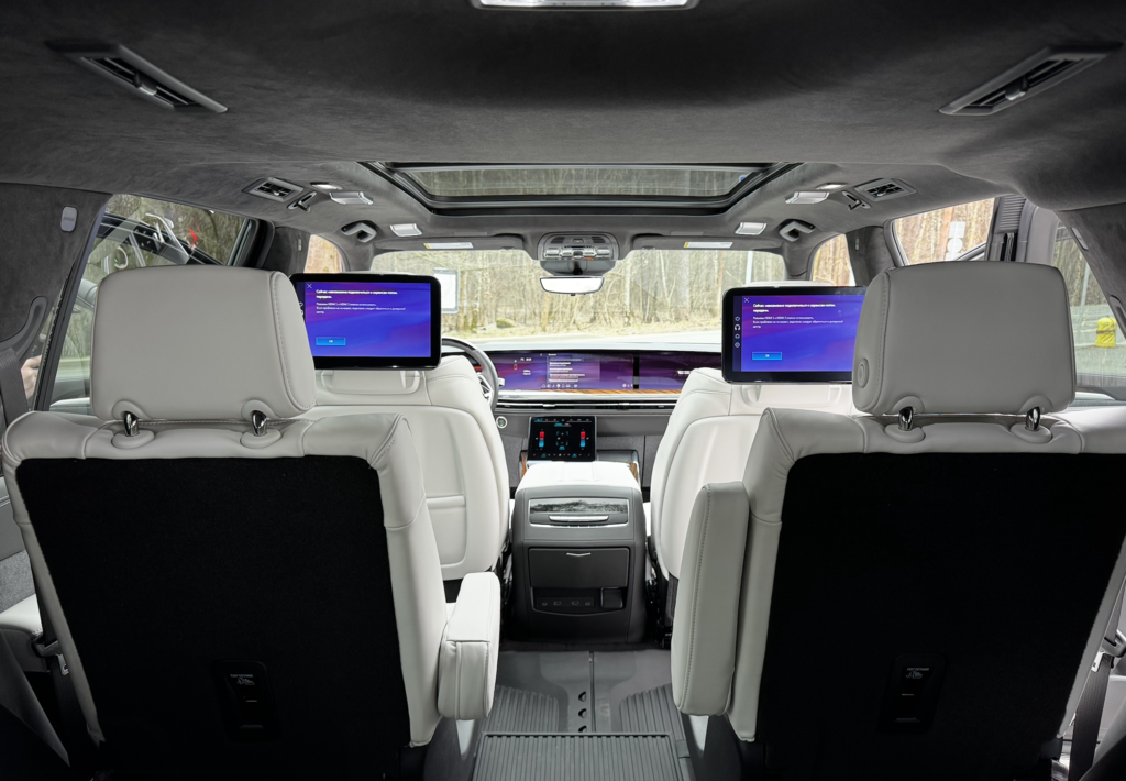 Cadillac Escalade V, 2025 год, 24 500 000 рублей, 14 фотография