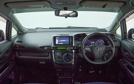 Toyota Wish II, 2013 год, 1 595 000 рублей, 9 фотография