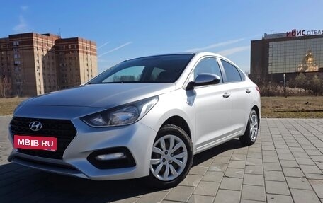 Hyundai Solaris II рестайлинг, 2018 год, 1 480 000 рублей, 1 фотография