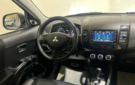 Mitsubishi Outlander III рестайлинг 3, 2007 год, 1 150 000 рублей, 11 фотография