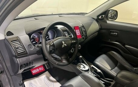 Mitsubishi Outlander III рестайлинг 3, 2007 год, 1 150 000 рублей, 10 фотография