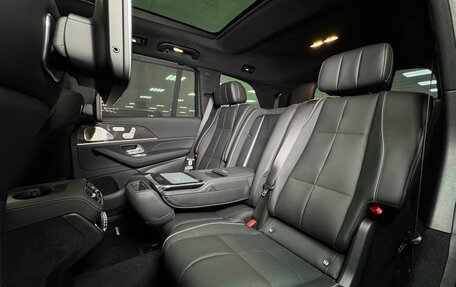Mercedes-Benz GLS, 2024 год, 19 300 000 рублей, 17 фотография