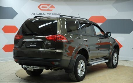 Mitsubishi Pajero Sport II рестайлинг, 2014 год, 1 930 000 рублей, 5 фотография