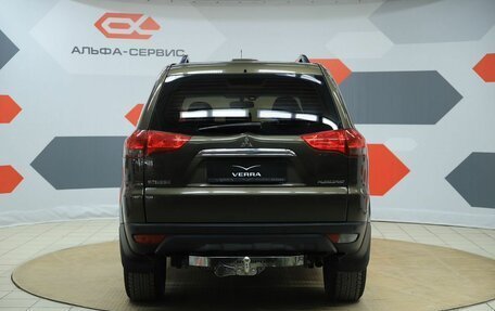 Mitsubishi Pajero Sport II рестайлинг, 2014 год, 1 930 000 рублей, 6 фотография