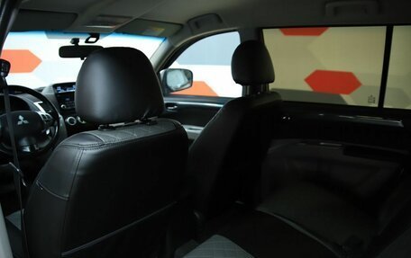 Mitsubishi Pajero Sport II рестайлинг, 2014 год, 1 930 000 рублей, 11 фотография