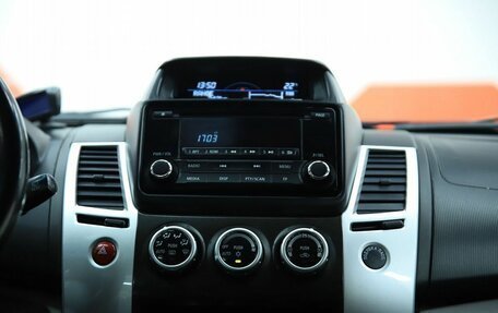Mitsubishi Pajero Sport II рестайлинг, 2014 год, 1 930 000 рублей, 15 фотография