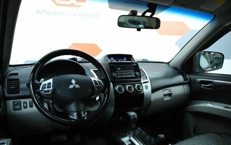 Mitsubishi Pajero Sport II рестайлинг, 2014 год, 1 930 000 рублей, 16 фотография
