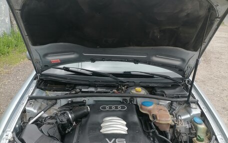 Audi A6, 1998 год, 360 000 рублей, 9 фотография