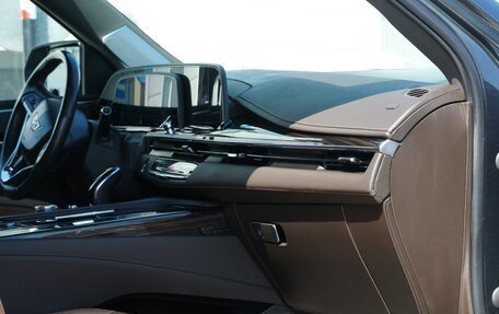 Cadillac Escalade V, 2021 год, 14 000 000 рублей, 13 фотография
