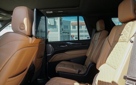 Cadillac Escalade V, 2021 год, 14 000 000 рублей, 6 фотография
