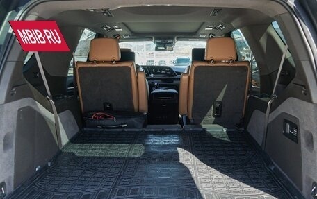 Cadillac Escalade V, 2021 год, 14 000 000 рублей, 9 фотография
