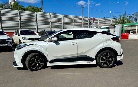 Toyota C-HR I рестайлинг, 2017 год, 1 899 000 рублей, 3 фотография