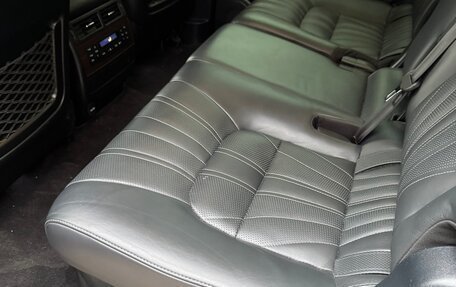 Toyota Land Cruiser 200, 2019 год, 11 000 000 рублей, 20 фотография
