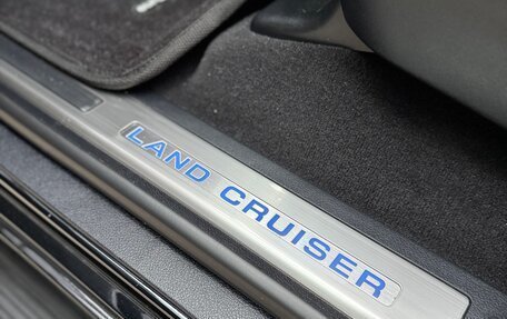 Toyota Land Cruiser 200, 2019 год, 11 000 000 рублей, 22 фотография