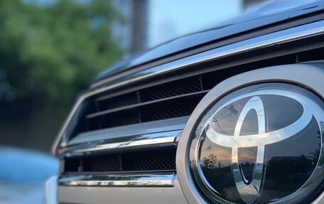 Toyota Land Cruiser 200, 2019 год, 11 000 000 рублей, 32 фотография