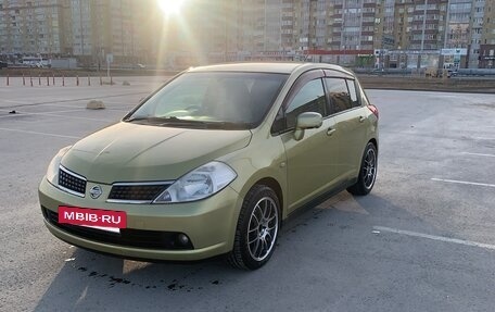 Nissan Tiida, 2005 год, 520 000 рублей, 2 фотография