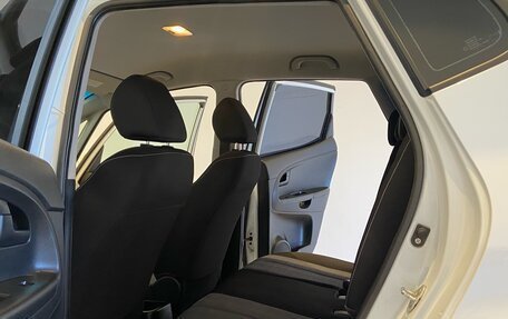 KIA Venga I, 2012 год, 995 000 рублей, 25 фотография