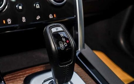 Land Rover Discovery Sport I рестайлинг, 2021 год, 2 700 000 рублей, 28 фотография