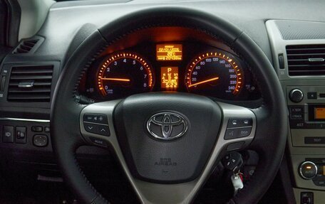 Toyota Avensis III рестайлинг, 2010 год, 1 155 000 рублей, 18 фотография