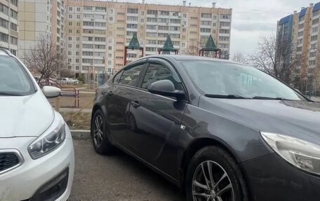 Opel Insignia II рестайлинг, 2010 год, 550 000 рублей, 1 фотография