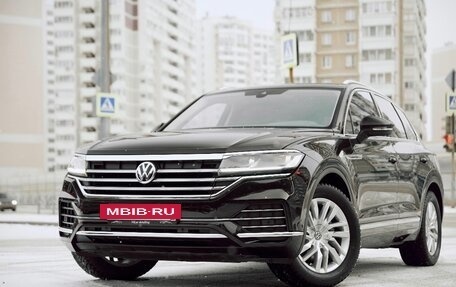 Volkswagen Touareg III, 2018 год, 4 500 000 рублей, 8 фотография