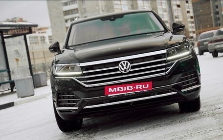 Volkswagen Touareg III, 2018 год, 4 500 000 рублей, 20 фотография