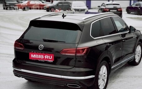 Volkswagen Touareg III, 2018 год, 4 500 000 рублей, 16 фотография