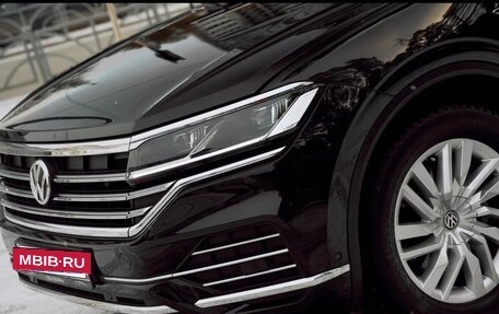 Volkswagen Touareg III, 2018 год, 4 500 000 рублей, 19 фотография