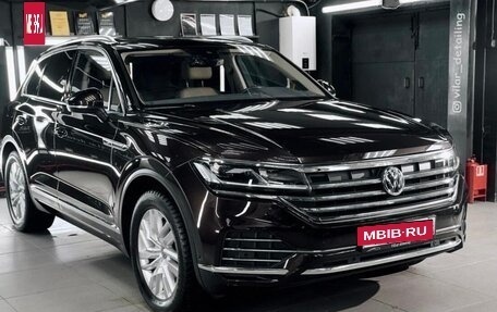 Volkswagen Touareg III, 2018 год, 4 500 000 рублей, 26 фотография