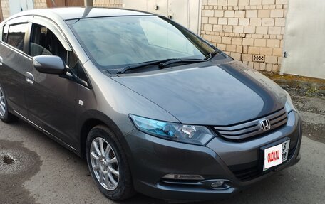 Honda Insight II рестайлинг, 2009 год, 950 000 рублей, 2 фотография