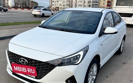 Hyundai Solaris II рестайлинг, 2020 год, 1 650 000 рублей, 3 фотография