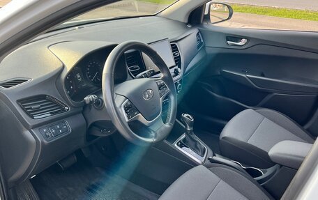 Hyundai Solaris II рестайлинг, 2020 год, 1 650 000 рублей, 24 фотография