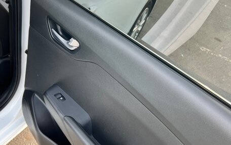 Hyundai Solaris II рестайлинг, 2020 год, 1 650 000 рублей, 30 фотография