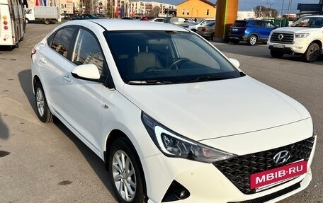 Hyundai Solaris II рестайлинг, 2020 год, 1 650 000 рублей, 17 фотография