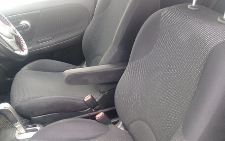 Nissan Note II рестайлинг, 2010 год, 730 000 рублей, 25 фотография