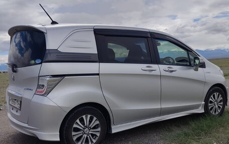 Honda Freed I, 2012 год, 1 370 000 рублей, 11 фотография